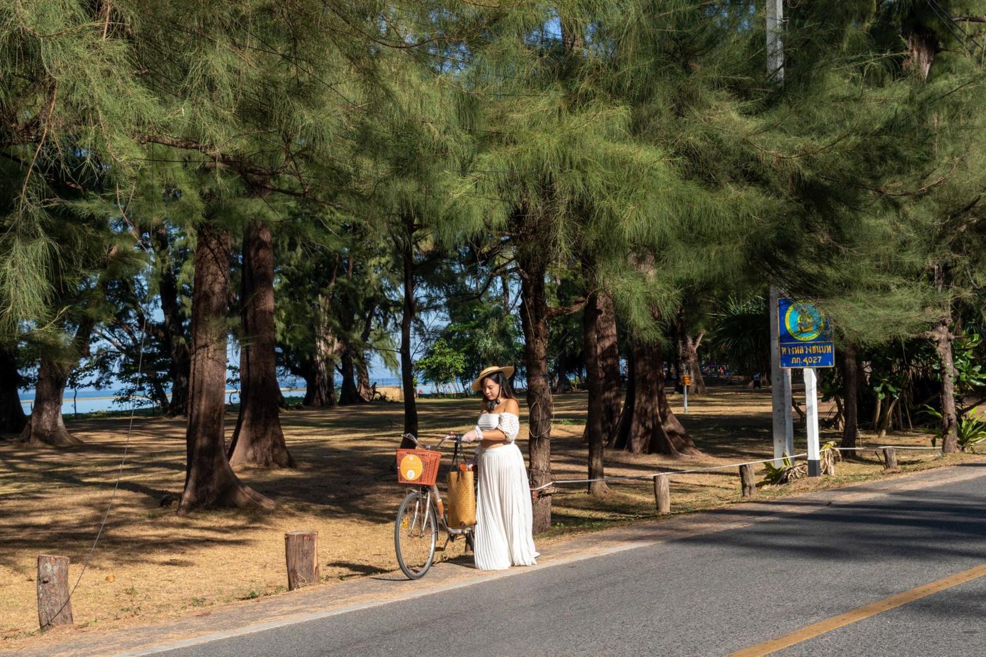Proud Phuket, Naiyang Beach Luaran gambar